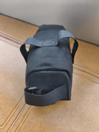 Bolsa herramientas sillín bici negra