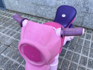 Moto correpasillos rosa y morado