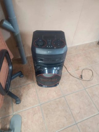 Altavoz LG XBOOM Negro Alta Potencia RNC5 300W