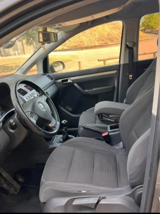 Volkswagen Touran Gris