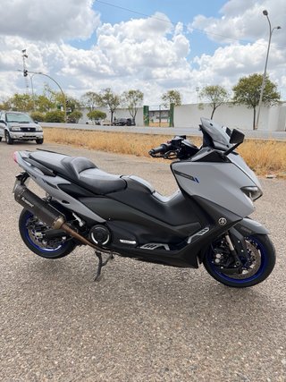 Yamaha TMAX-560 TECH MAX