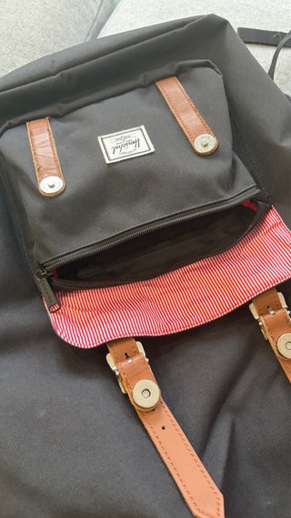 Mochila Herschel Negra y Marrón