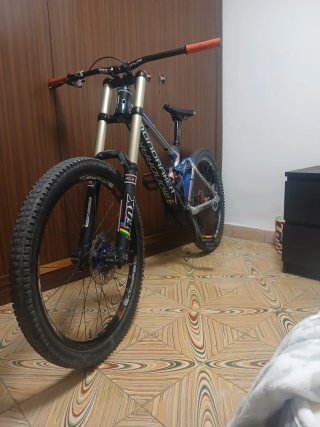Bicicleta Mondraker DH