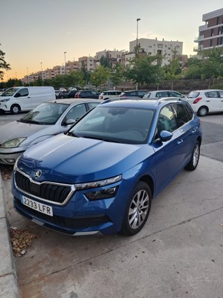 Skoda Kamiq Azul eléctrico