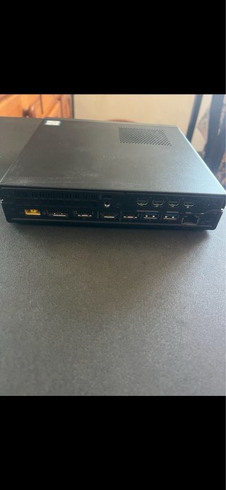 Lenovo M920x i5 8500t 6 núcleos RX560