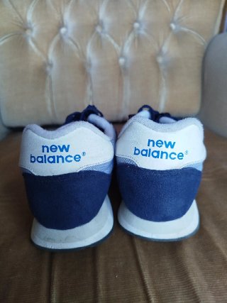 Sapatilhas New Balance Azuis e Brancas