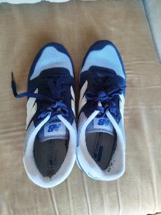 Sapatilhas New Balance Azuis e Brancas