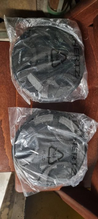 Altavoces Hertz 160W