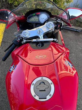 MV Agusta F4 1000 (cambio x NSR 250)