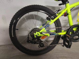 Bicicleta infantil rueda 20. Practicamente nueva