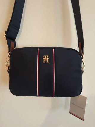 Bolso bandolera Tommy Hilfiger azul y dorado