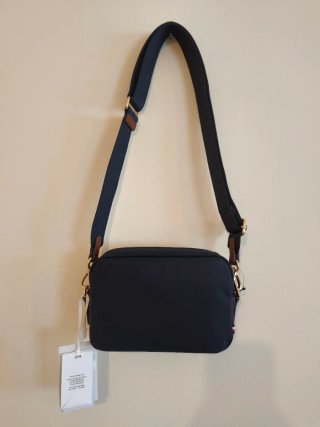 Bolso bandolera Tommy Hilfiger azul y dorado