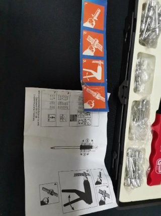 Remachadora manual Powerfix