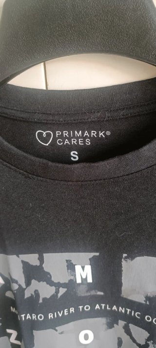 T-shirt nera Primark Cares Amazon River S