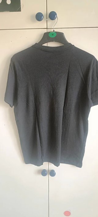 T-shirt nera Primark Cares Amazon River S