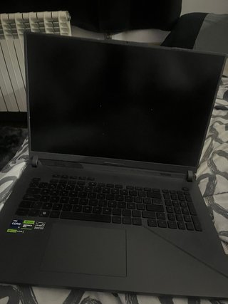 ASUS ROG Strix G18 G814JIR Gaming Laptop