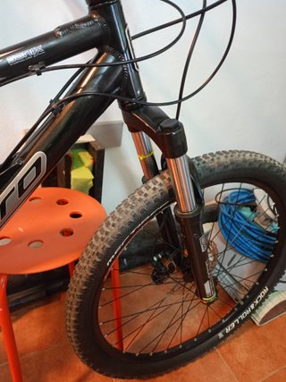 Bicicleta MTB Haro Sonix