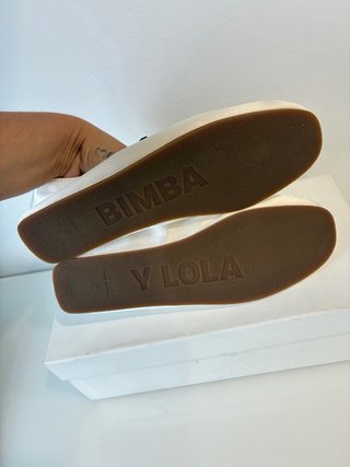 Bailarinas Bimba y Lola Blancas