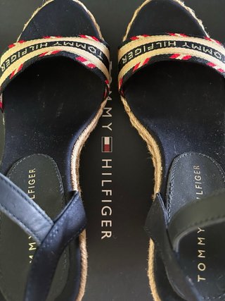 Sandalias cuña Tommy Hilfiger Talla 38