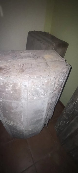Baúl antiguo madera 200 años