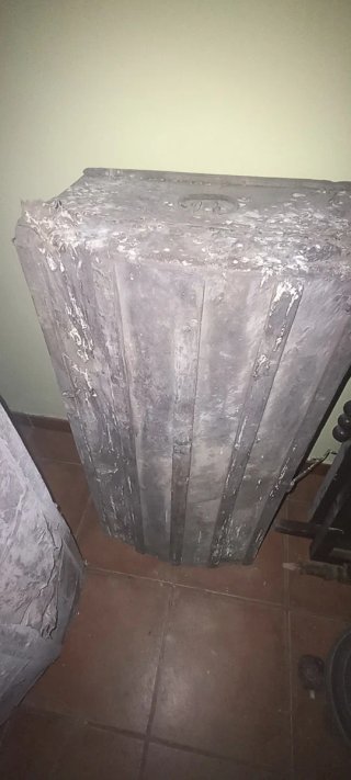 Baúl antiguo madera 200 años