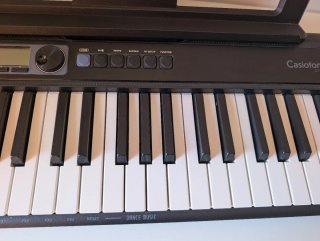 Piano Casio Casiotone CT-S300