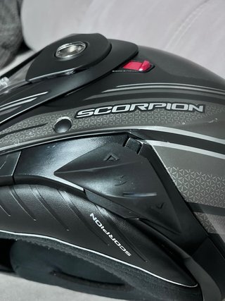 Casco Scorpion ADX2 Carrera