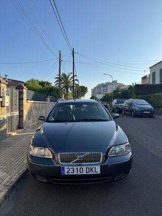 Volvo V70 2005