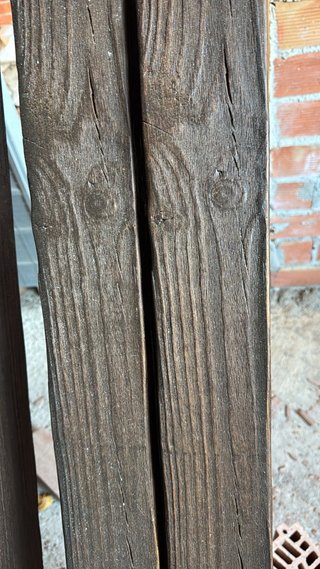 Vigas imitación madera de porexpan