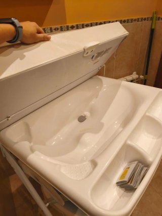Cambiador bañera bebé CAM