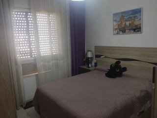 Se alquila piso en centro de Valdepeñas, 4 hab.