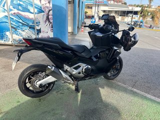 Honda Forza 750cc Negra