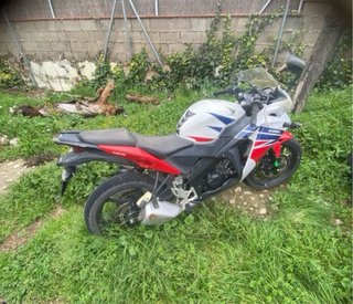 Honda CBR 2015 - 14800 km