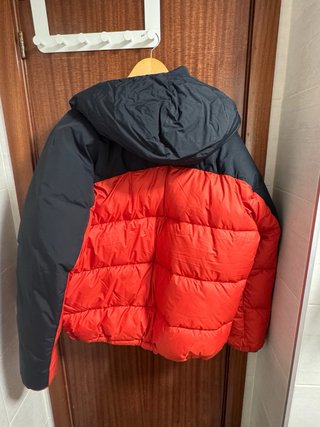 Chaqueta Columbia Plumas Naranja y Negra