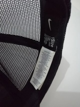 Gorra Nike Negra y Gris