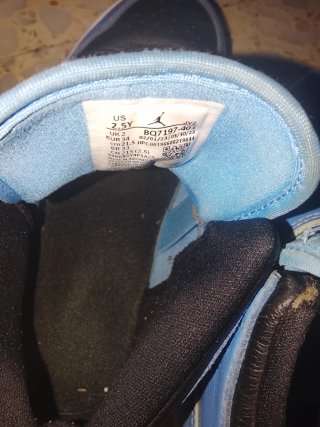 Zapatillas Jordan nr 34  Originales Azul y Negro