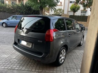 Peugeot 5008 7 plazas 2011