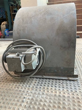 Extractor de aire industrial