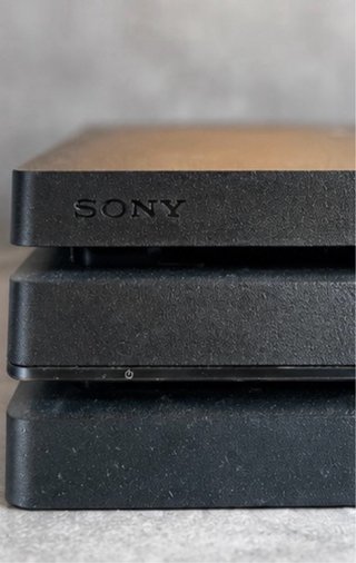 Consola PlayStation 4 Pro Negra con 2 mandos