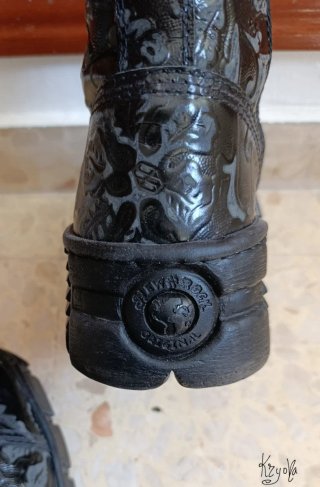 Botas altas grabadas New Rock
