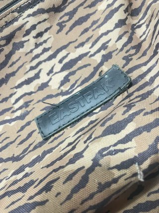 Mochila Eastpak Padded Pak'r camuflaje