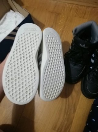Zapatillas Adidas Talla 31 las dos juntas