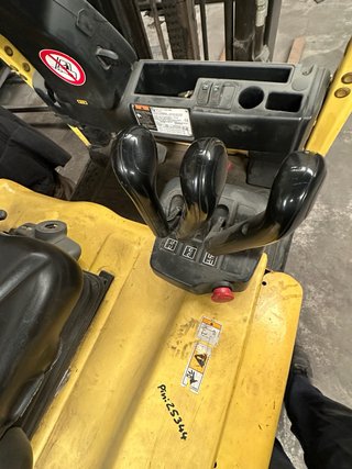Carretilla Hyster Eléctrica 2015