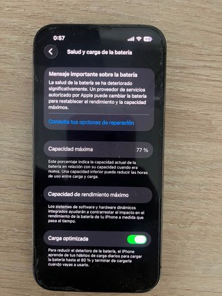 iPhone 13 Pro Gris - Pantalla Rota, no carga bien