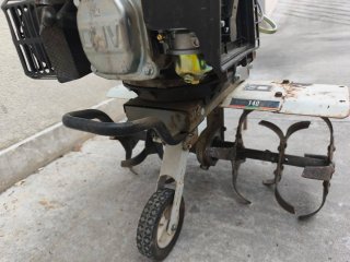 Motoazada motocultor