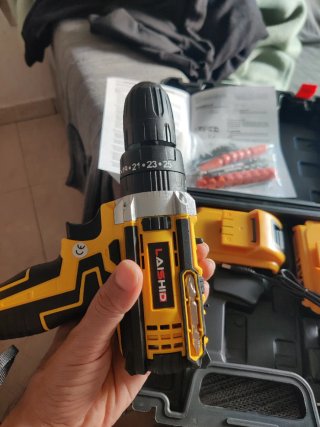 Taladro percutor 25+3 torque NUEVO 18V BATERÍAS 2s