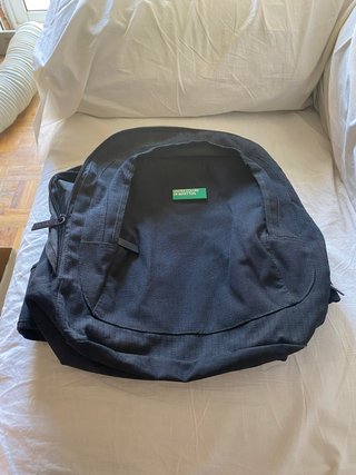 Mochila United Colors of Benetton Negra