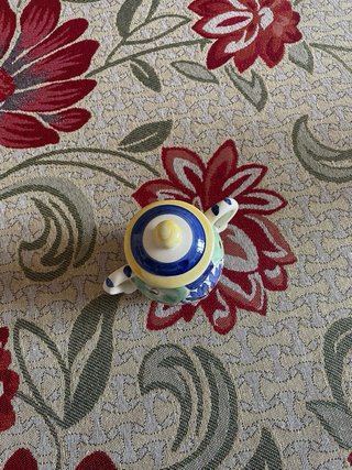 Zuccheriera dipinta a mano in ceramica