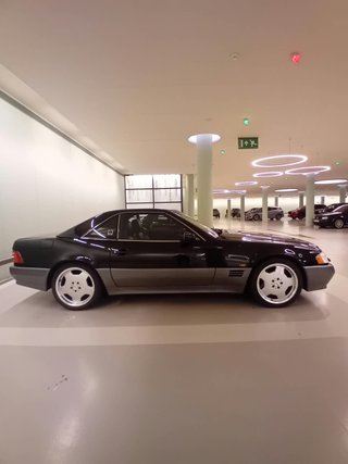 Mercedes-Benz SL 1993
