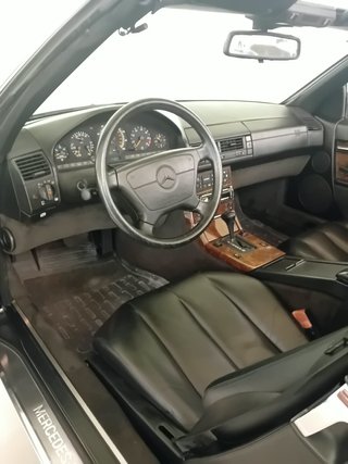 Mercedes-Benz SL 1993